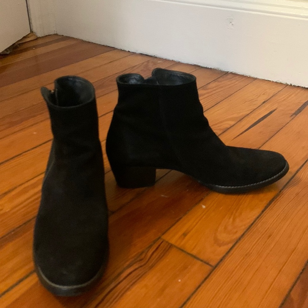 Paul Green black leather ankle booties Women’s size 10